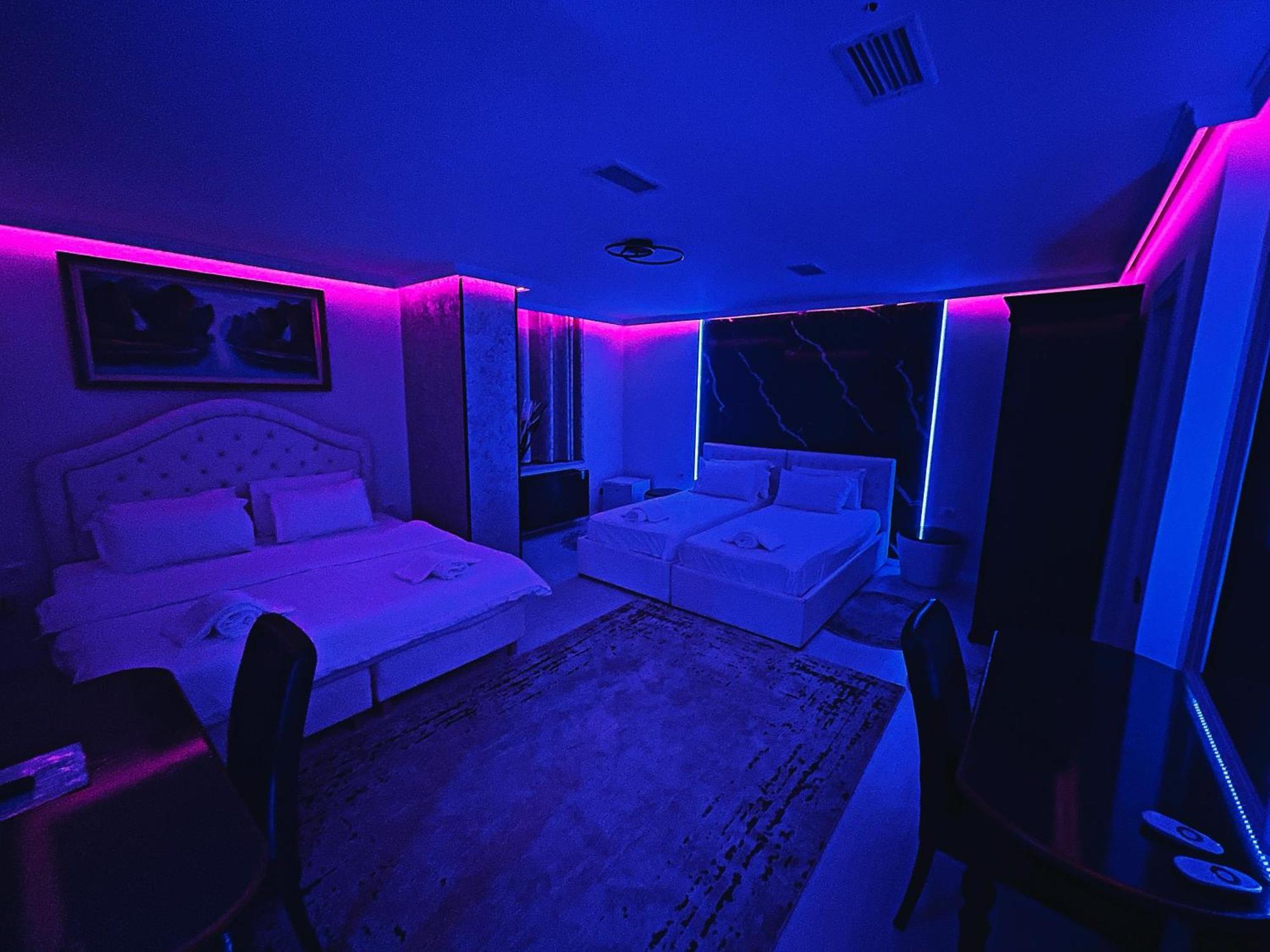 Hotel Rosa Blu Тирана Экстерьер фото