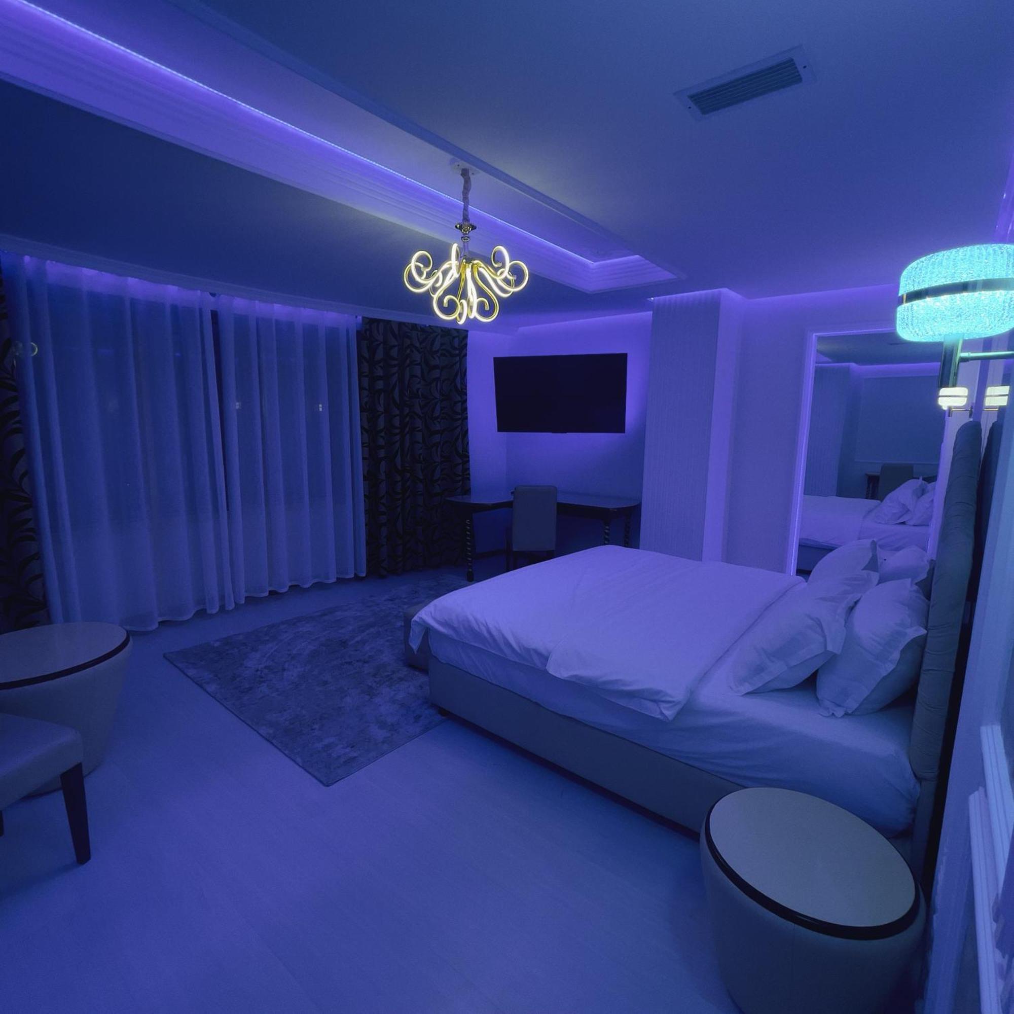 Hotel Rosa Blu Тирана Экстерьер фото